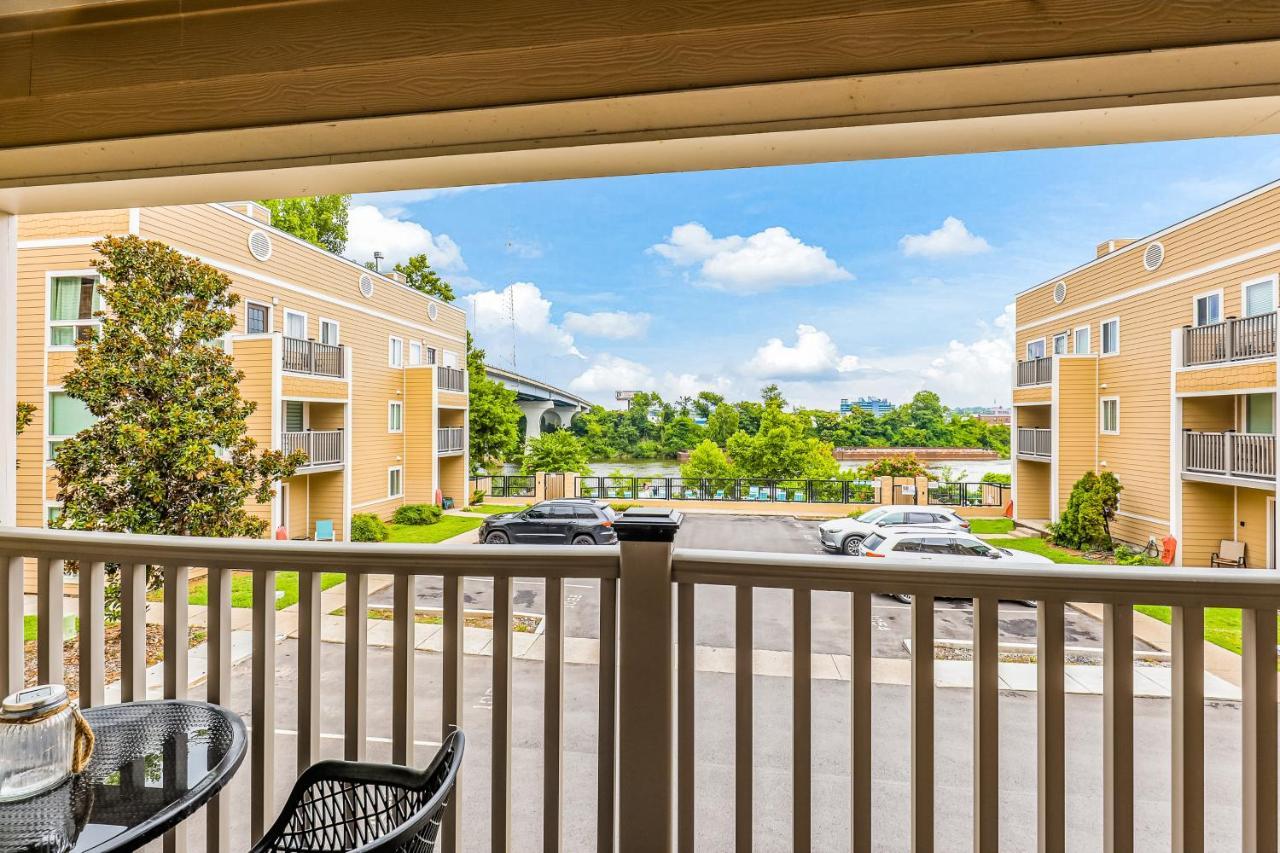 1062 Riverfront